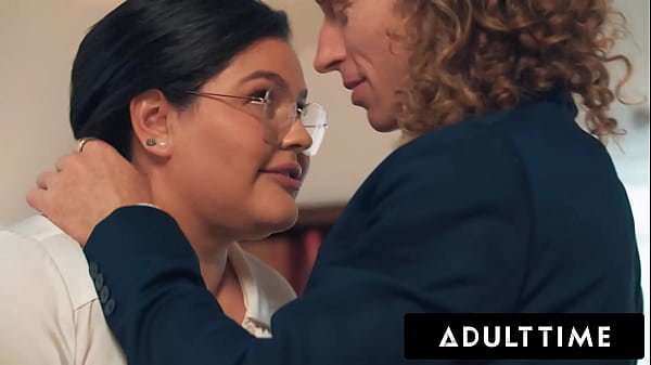 Curvy Karla’s Caught Moment with Boss and Wife – HD Clip
