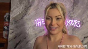 Vanessa Medina Latina Solo Performance in HD